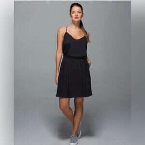 Lululemon black city A-line dress with pockets